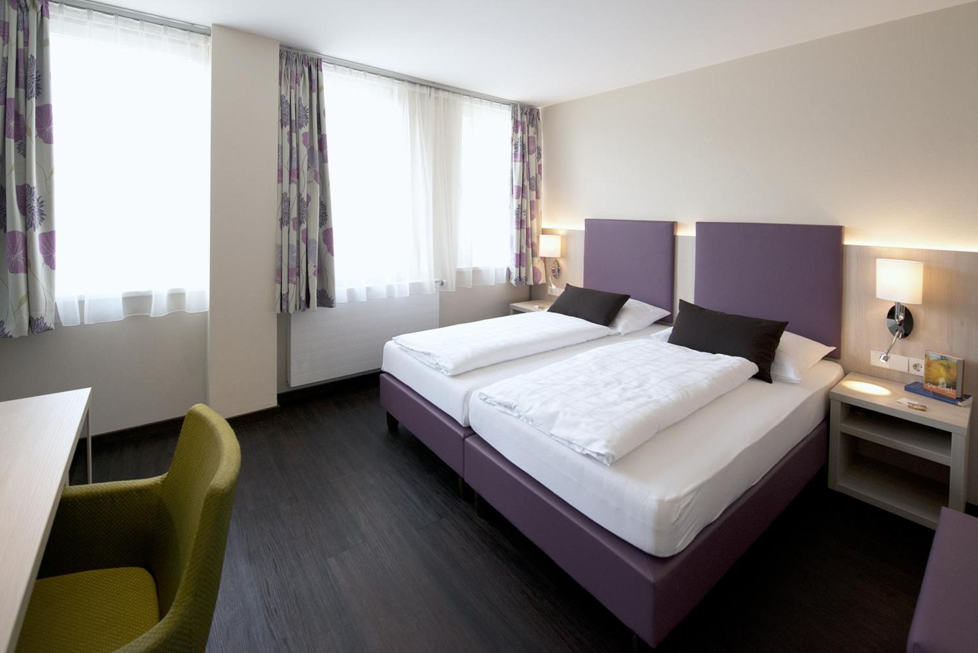 Hanns-Lilje-Haus Hanovre Chambre photo